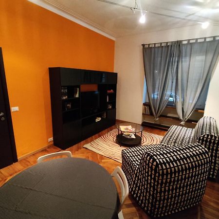 Bell'Appartamento In Cit Turin, Interamente Ristrutturato Экстерьер фото